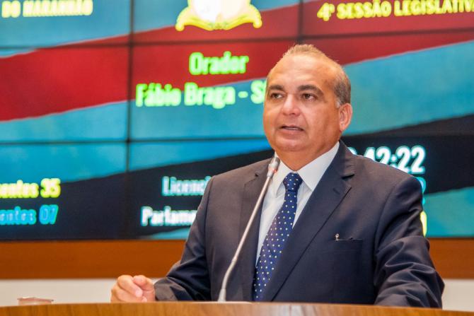 Fábio Braga solicita recuperação de estrada na Região dos Lençóis e Restaurante Popular em Humberto de Campos